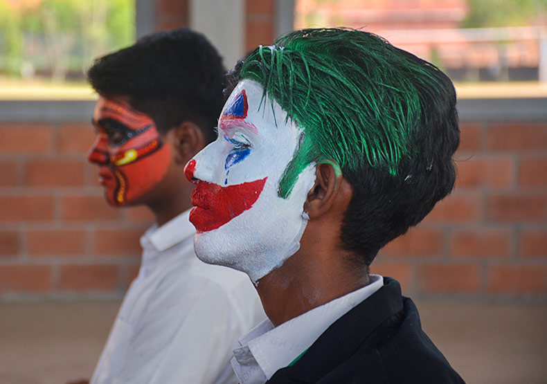 face-art-mehndi-benhill school